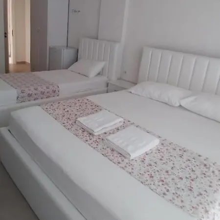 Pensionat Arli Eris Rent