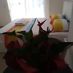 Arli Eris Rent بيت ضيافة فلورا