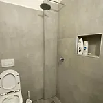 Arli Eris Rent * Vlorë