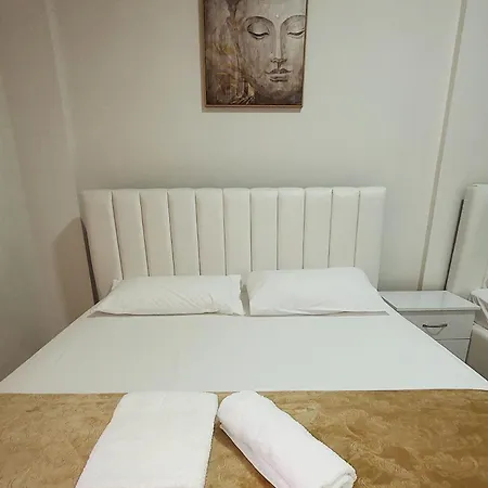 Arli Eris Rent 3*