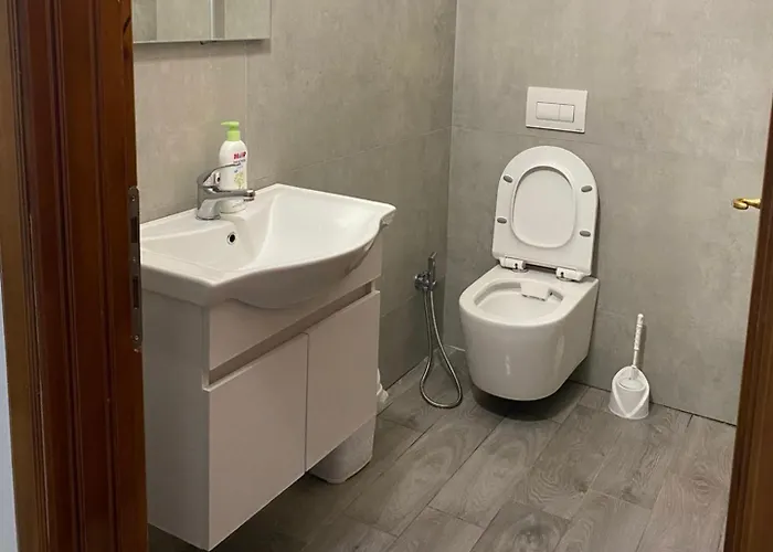 Arli Eris Rent Vlorë